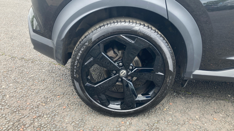 Nissan Juke 1.0 DiG-T 114 Tekna 5dr Petrol Hatchback